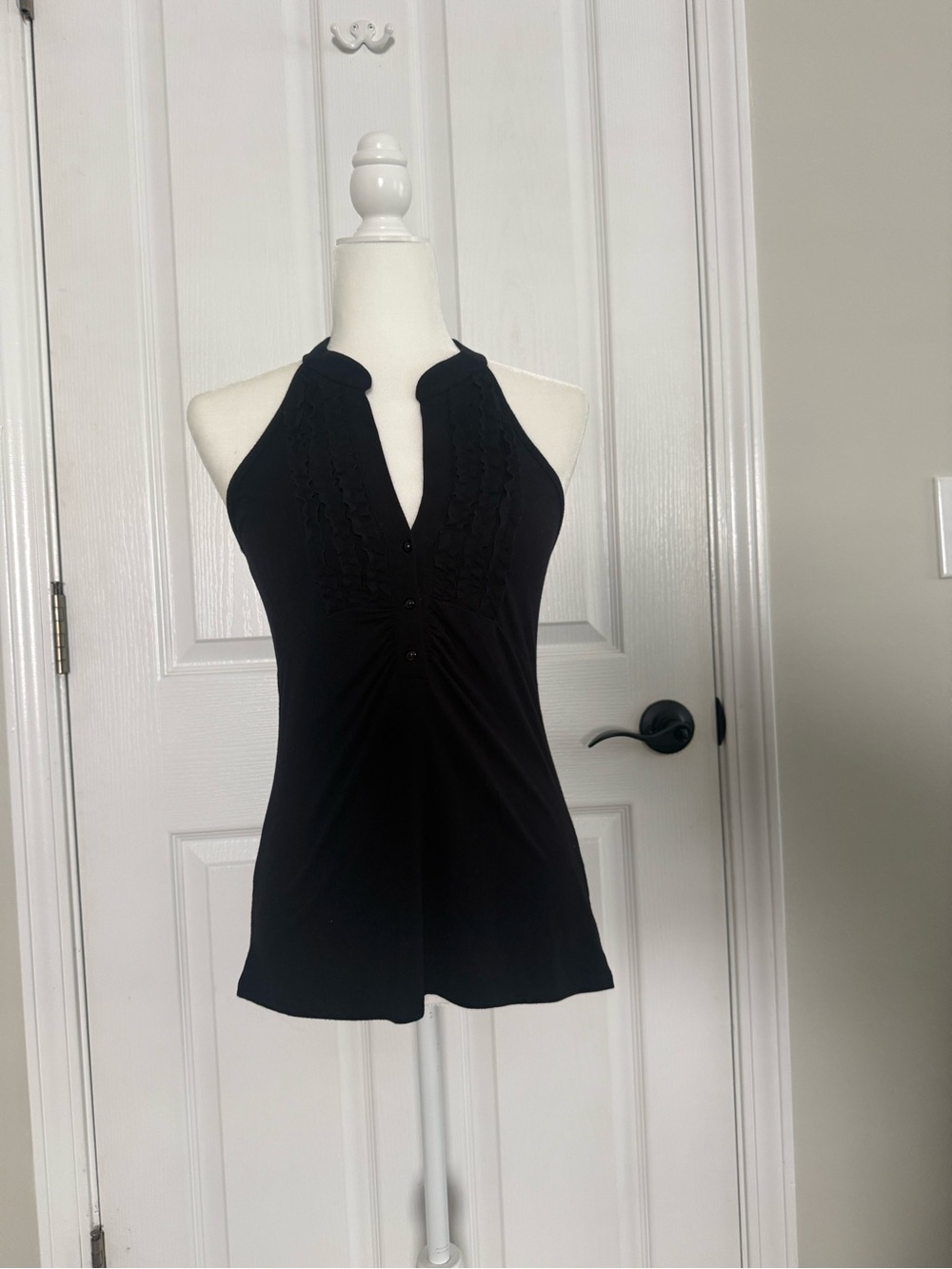 3 Pink Hearts Black Racerback Ruffled Front Top - SzS (tag says M but it’s a S).